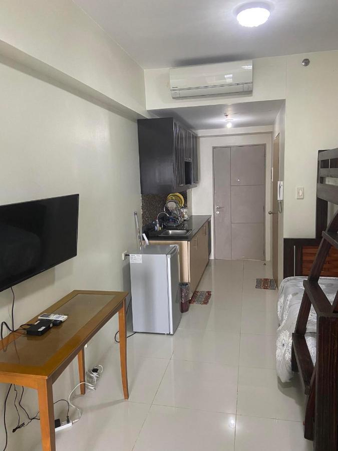 Taal Lake View Wind Residences By Smco Tagaytay City Luaran gambar