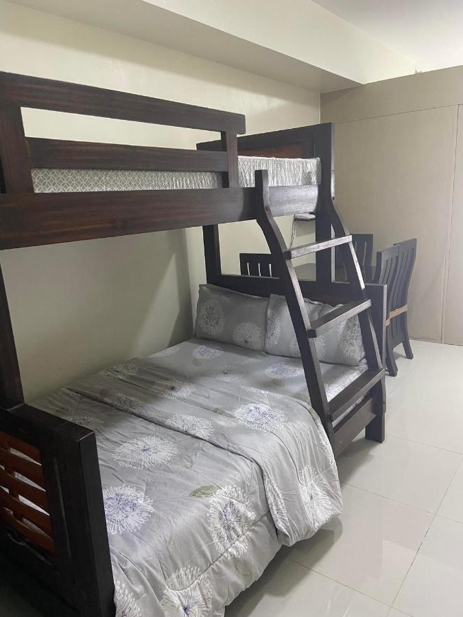 Taal Lake View Wind Residences By Smco Tagaytay City Luaran gambar