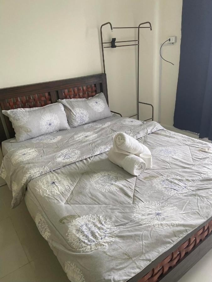 Taal Lake View Wind Residences By Smco Tagaytay City Luaran gambar