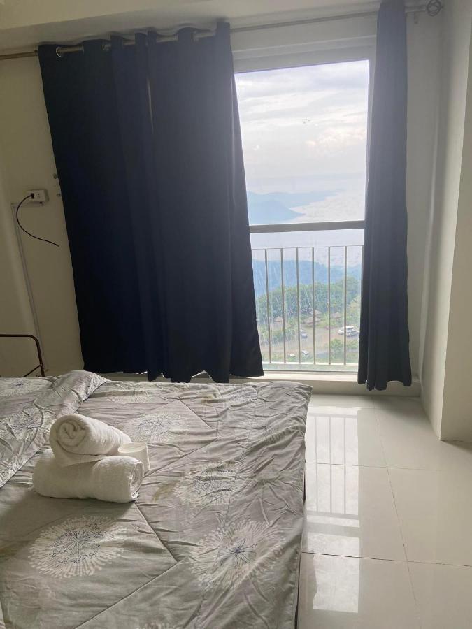 Taal Lake View Wind Residences By Smco Tagaytay City Luaran gambar