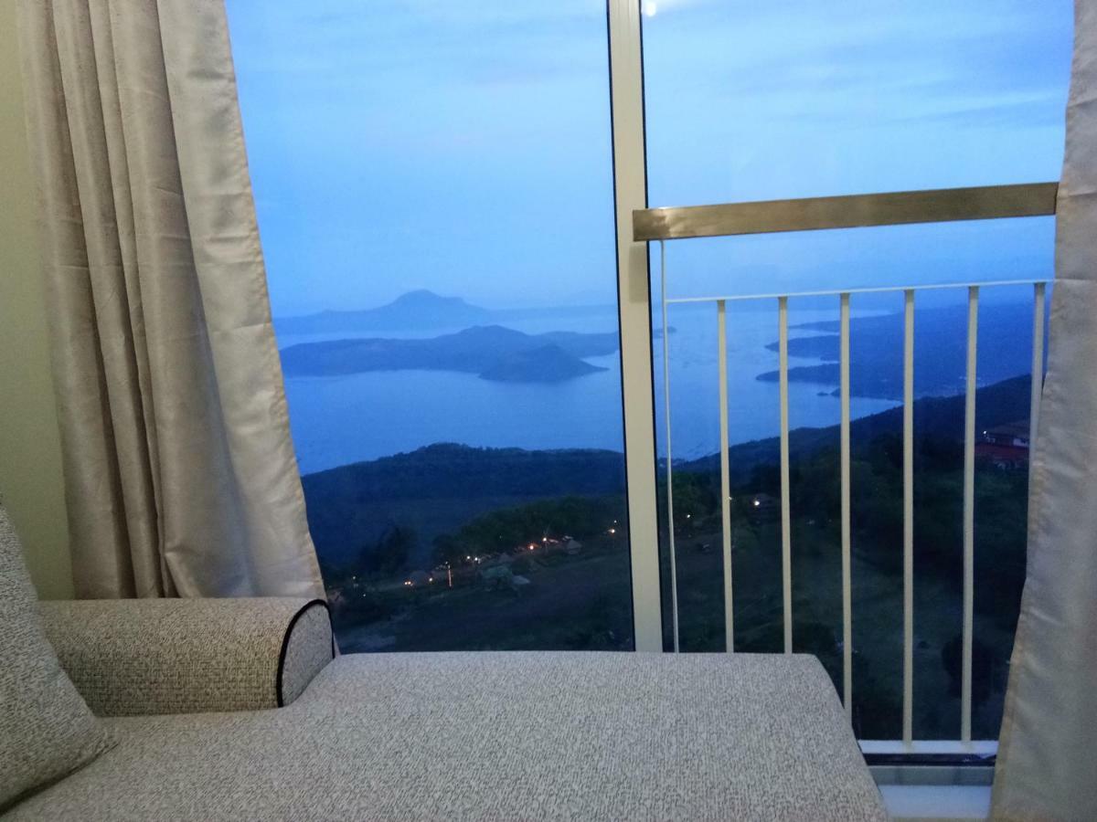 Taal Lake View Wind Residences By Smco Tagaytay City Luaran gambar