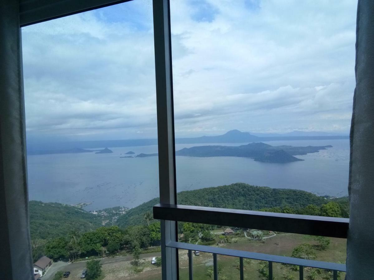Taal Lake View Wind Residences By Smco Tagaytay City Luaran gambar