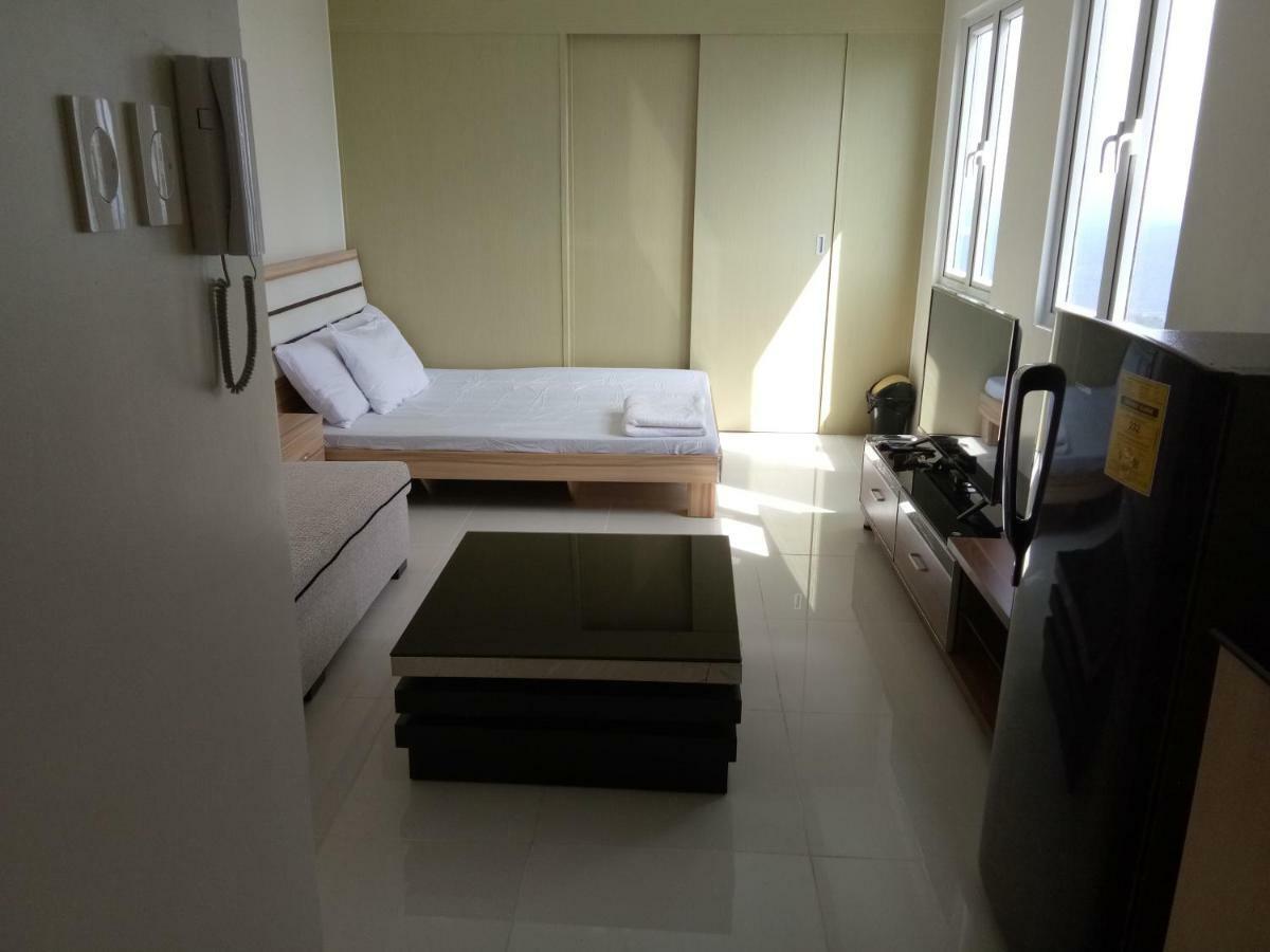 Taal Lake View Wind Residences By Smco Tagaytay City Luaran gambar
