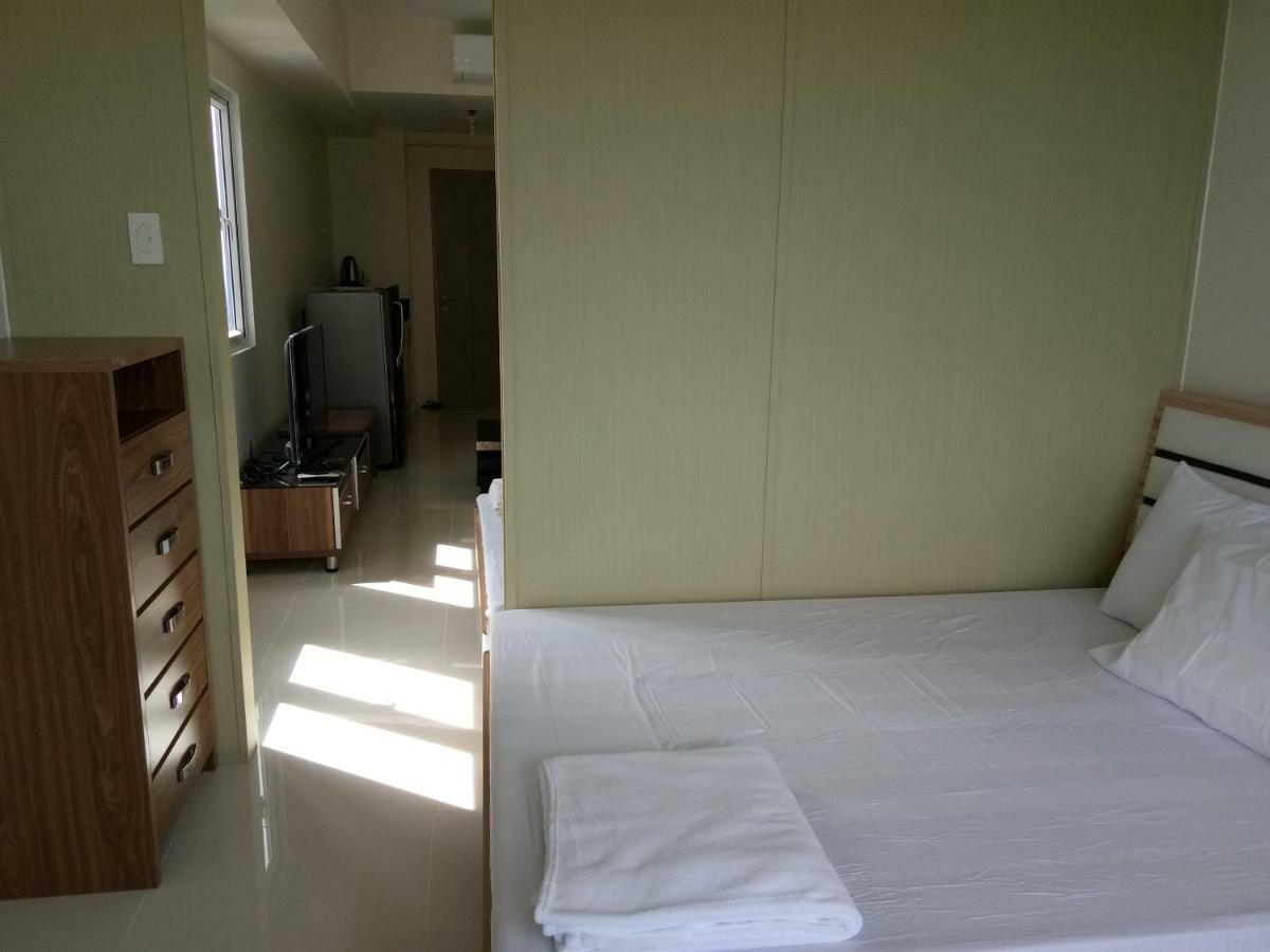 Taal Lake View Wind Residences By Smco Tagaytay City Luaran gambar